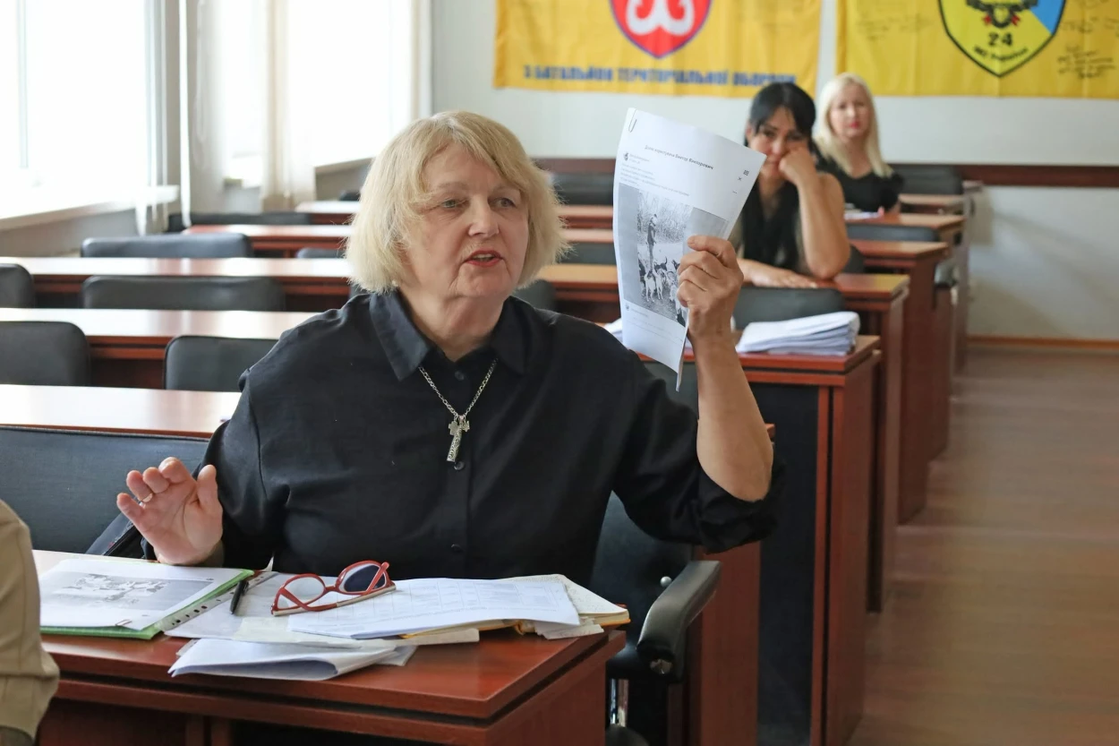 У Жмеринці собаки кусають перехожих: за пів року до лікарні звернулися 89 людей