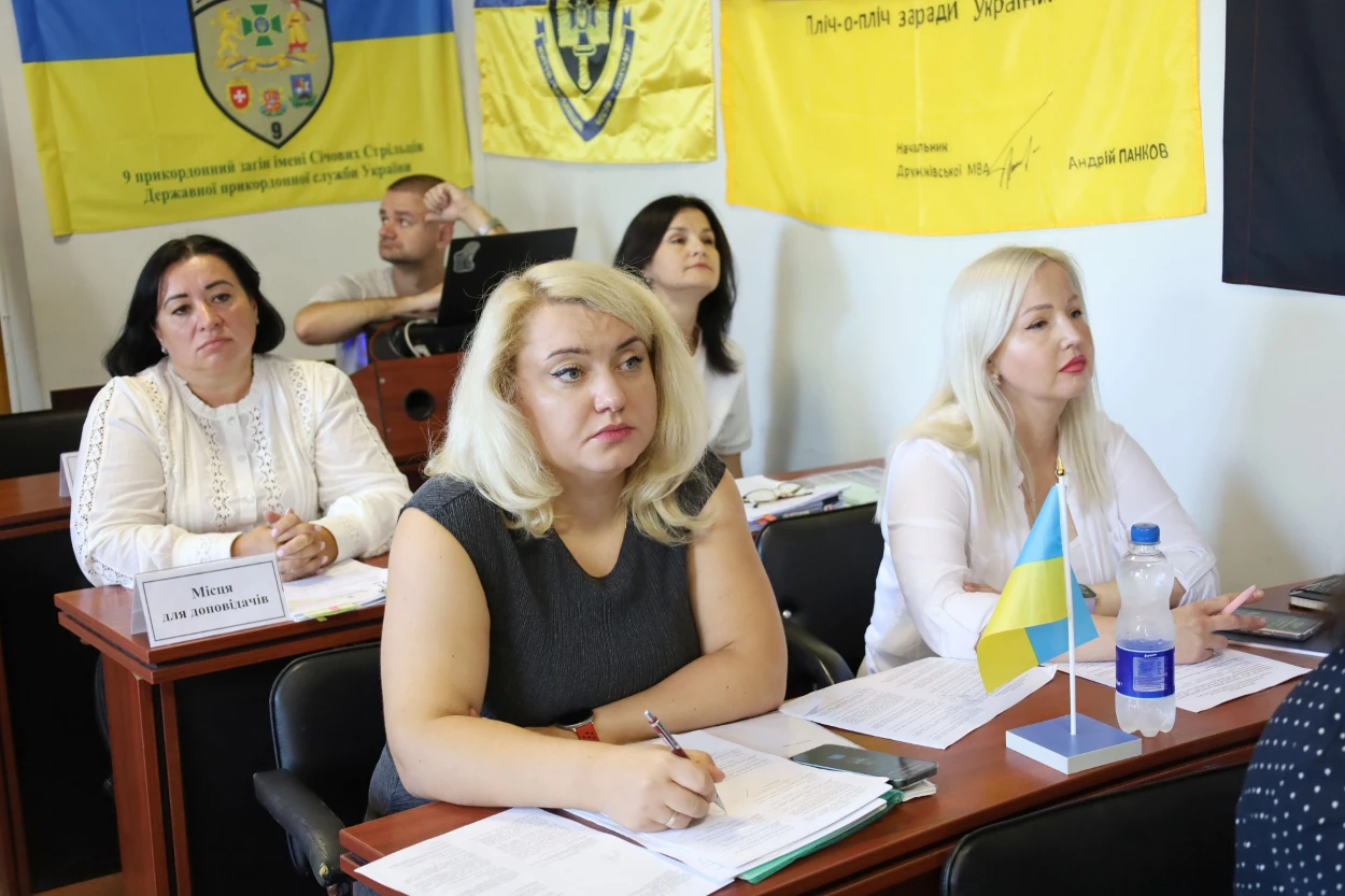 Бюджет, освіта, дороги та підтримка жителів: пів сотні питань розглянули у Жмеринці на 78 сесії