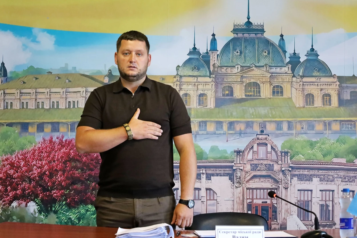 Бюджет, освіта, дороги та підтримка жителів: пів сотні питань розглянули у Жмеринці на 78 сесії