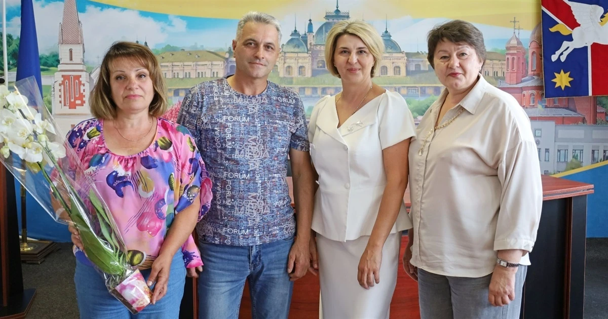 Родина починається з любові: 17 вересня – День усиновлення