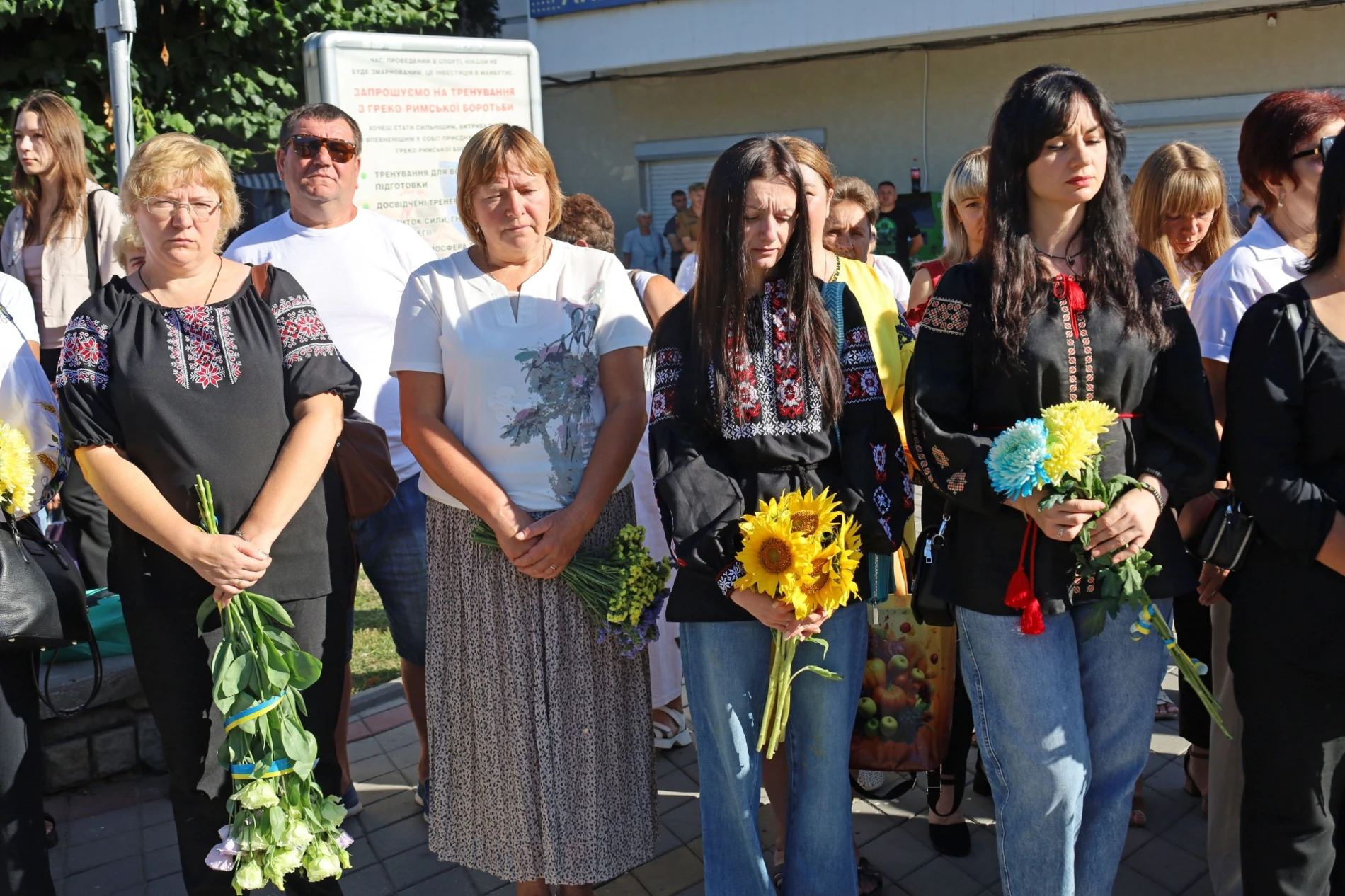 50-метровий синьо-жовтий прапор розгорнули у Жмеринці на День Незалежності України