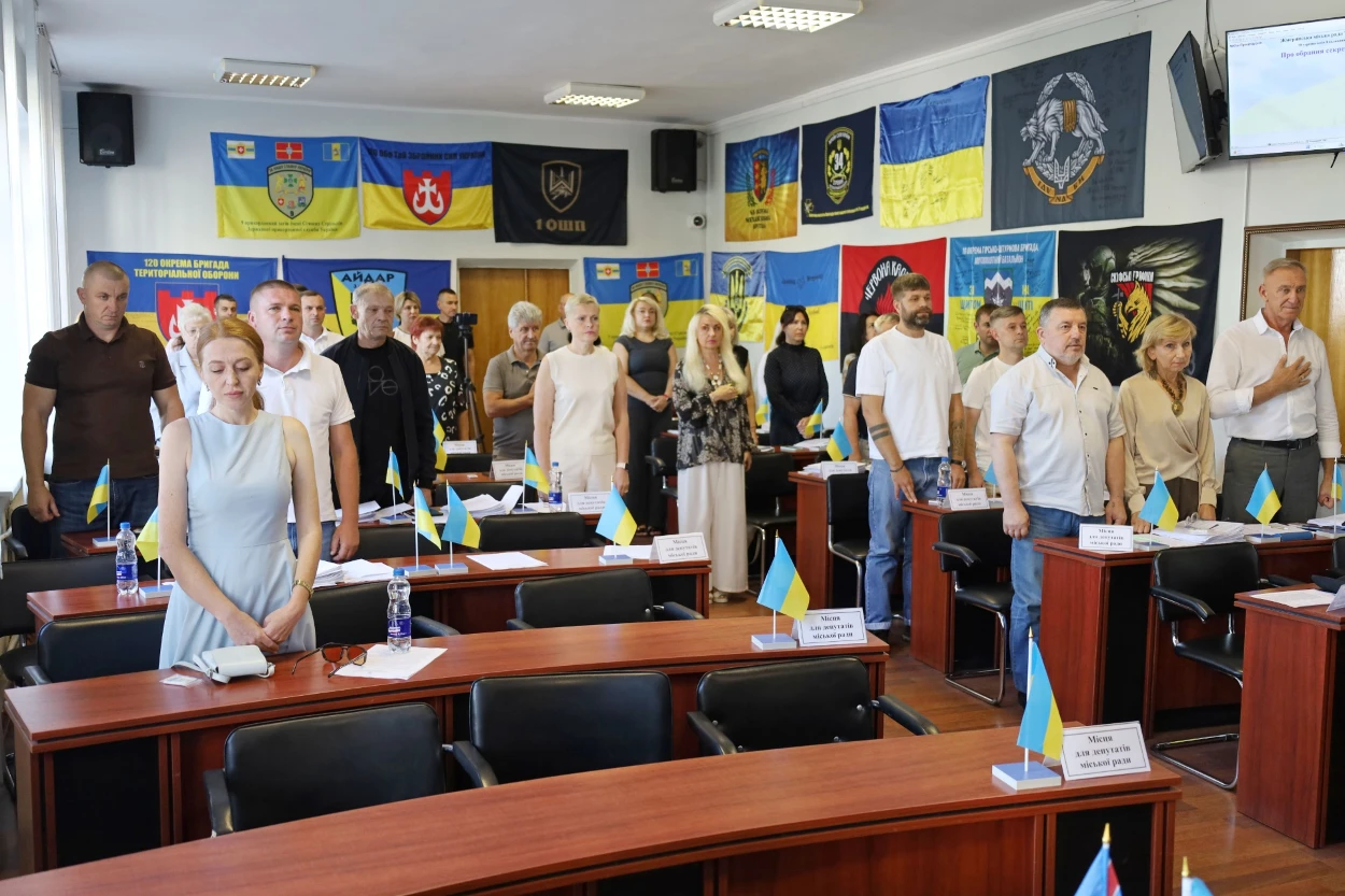 Бюджет, освіта, дороги та підтримка жителів: пів сотні питань розглянули у Жмеринці на 78 сесії