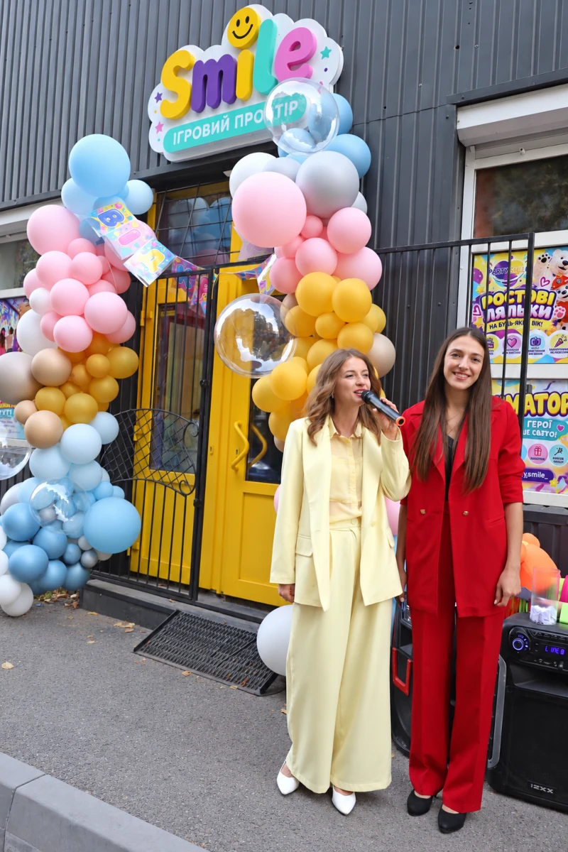 У Жмеринці відкрився простір для дітей SMILE: організація свят, фотозони, ведучі