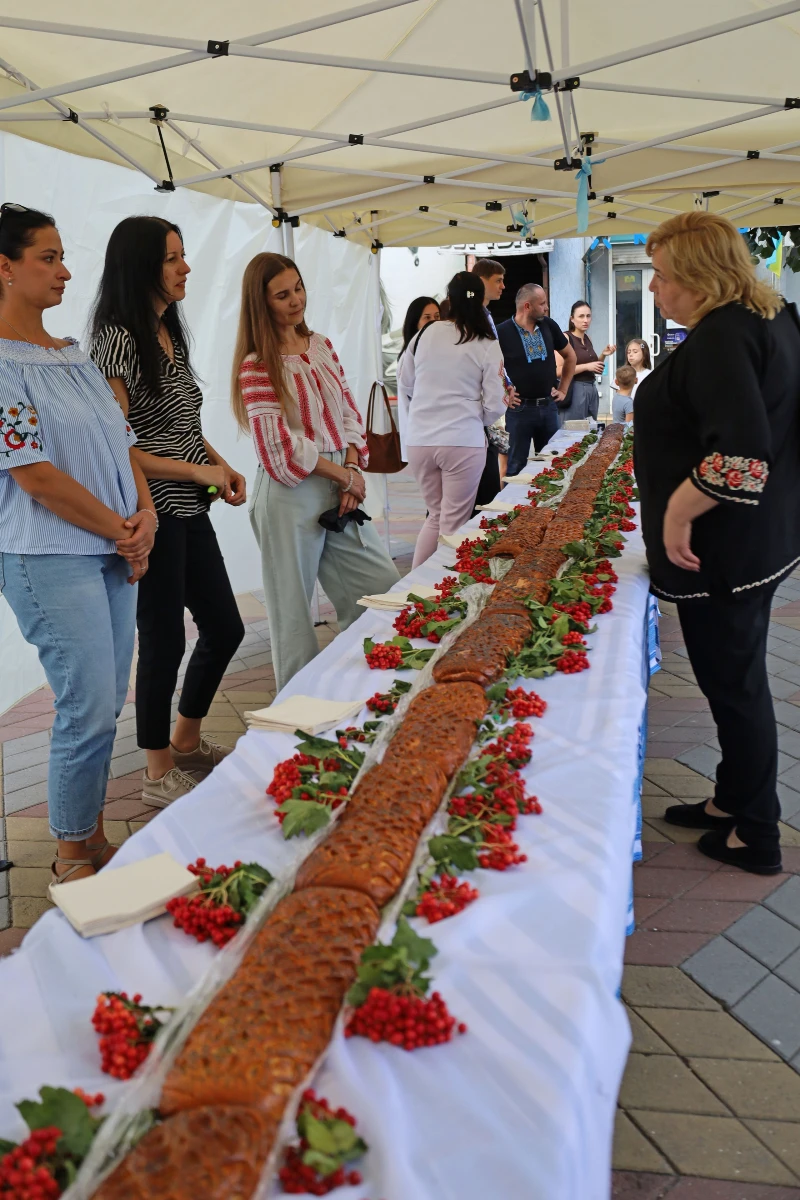 У Жмеринці презентували «Пиріг Незалежності»: збереження кулінарних традицій і родинних рецептів