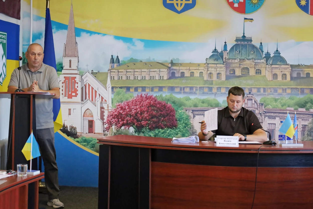 Бюджет, освіта, дороги та підтримка жителів: пів сотні питань розглянули у Жмеринці на 78 сесії