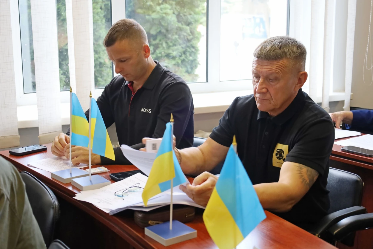 У Жмеринці придбають спецавтомобіль для ЦРЛ та модернізують харчоблок Мартинівського ліцею: 79 сесія