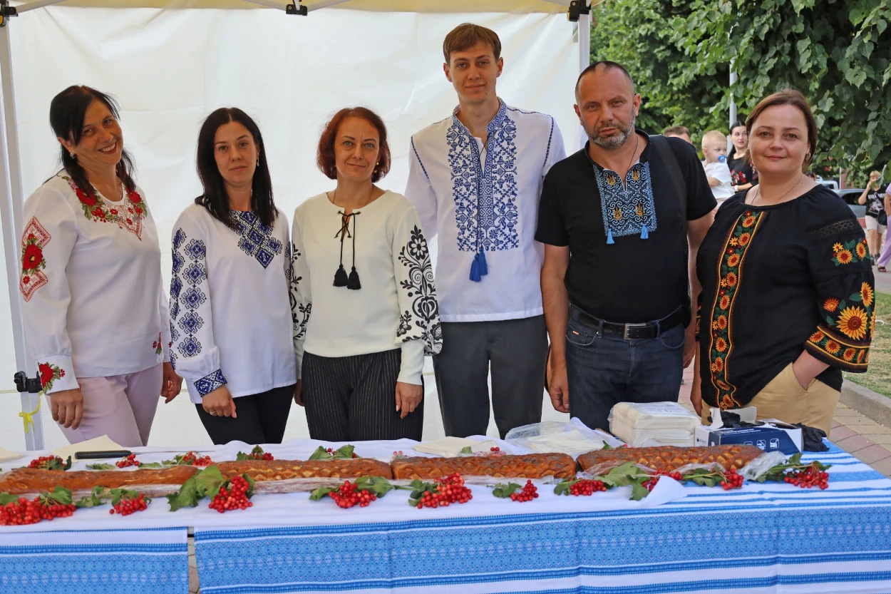 У Жмеринці презентували «Пиріг Незалежності»: збереження кулінарних традицій і родинних рецептів