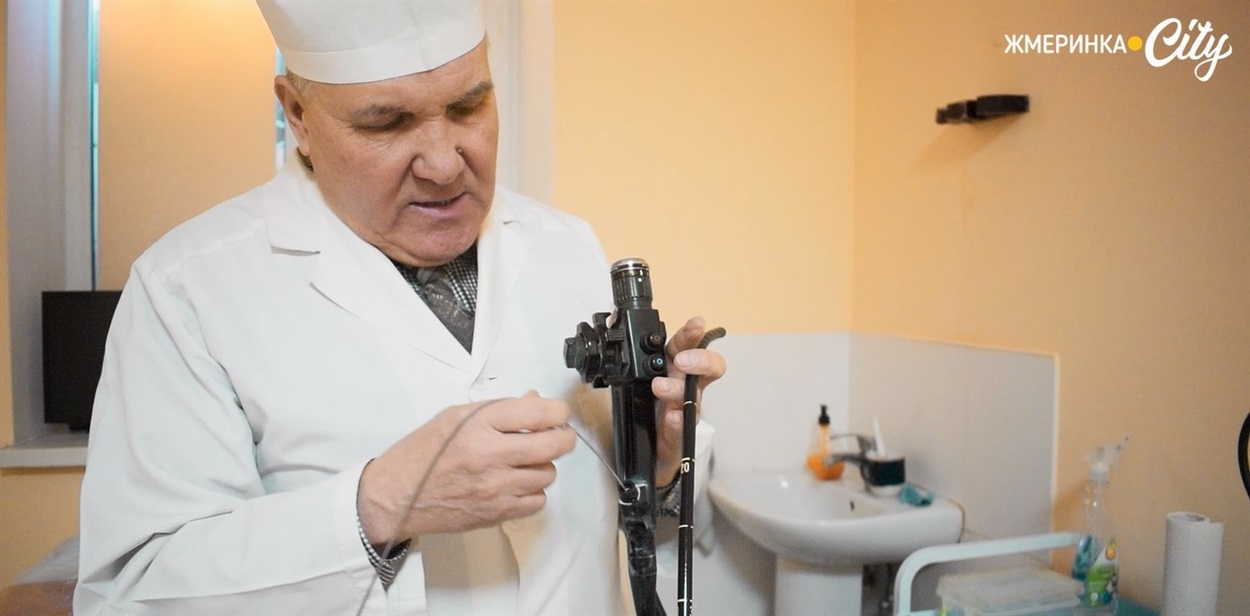 Лікар вищої категорії, ендоскопіст Анатолій Бовкун 
