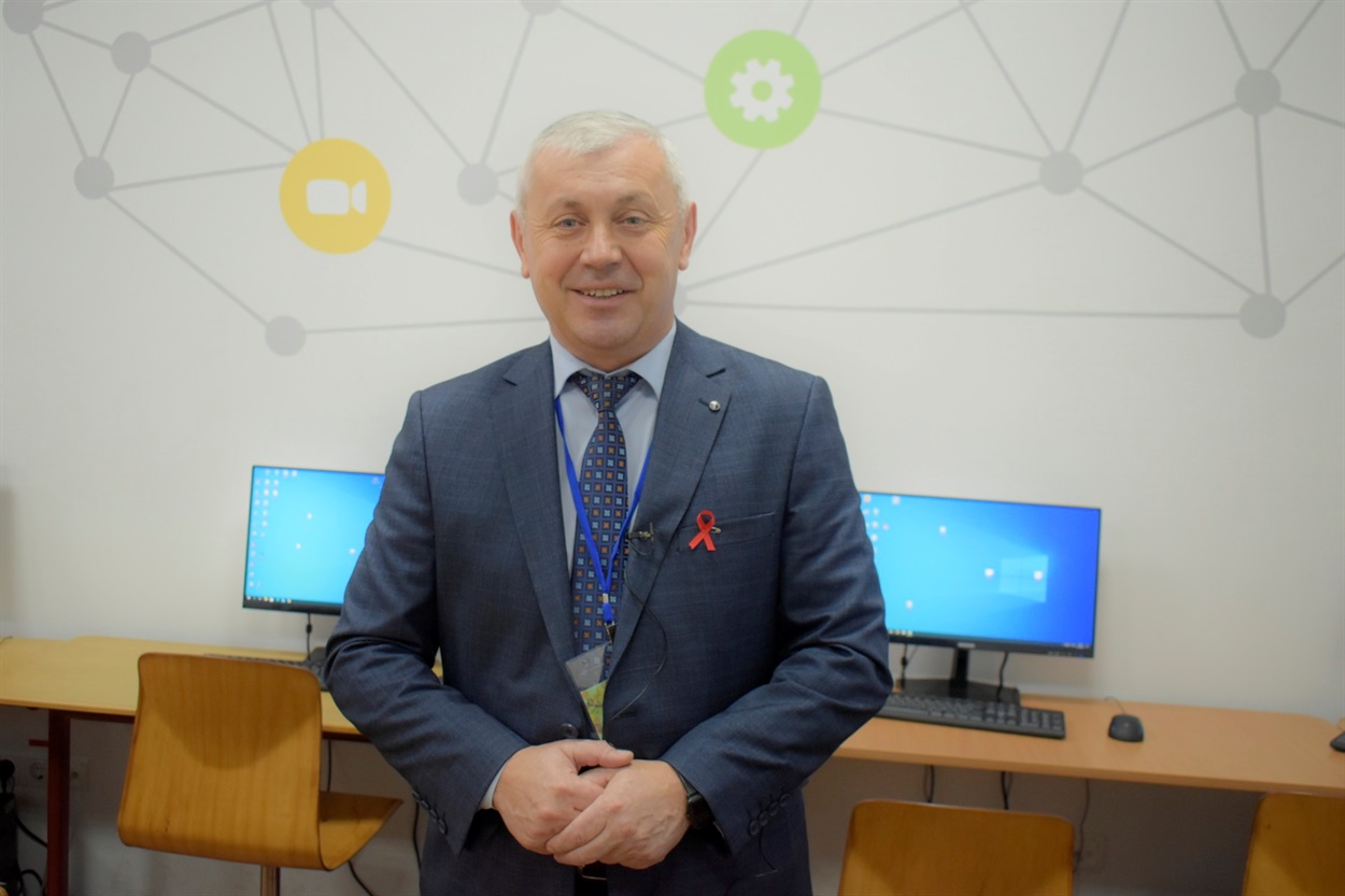 Директор школи №4 Михайло Бігун 