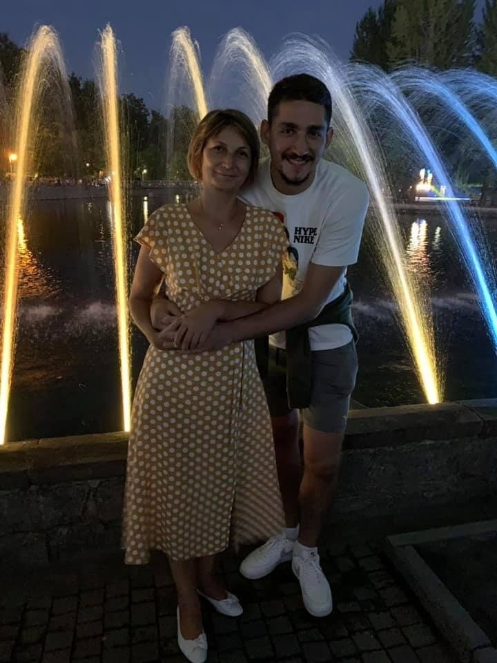 Євген Кісілюк з мамою Тетяною