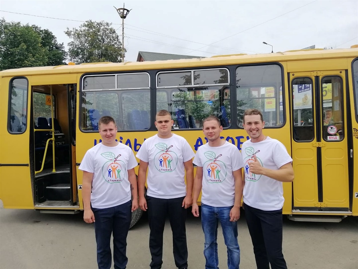 ГО "АБО" на параді шкіл Барської громади