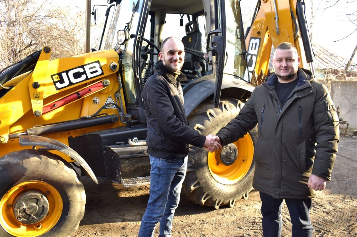 Для водоканалу придбали техніку у комунальну власність громади