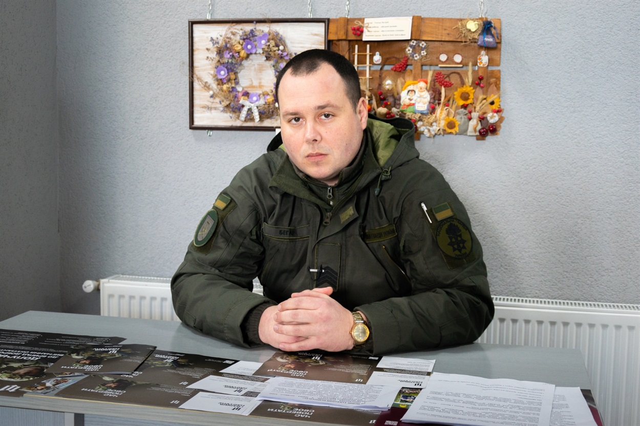 Військовослужбовець частини 3008 Валерій Бегар