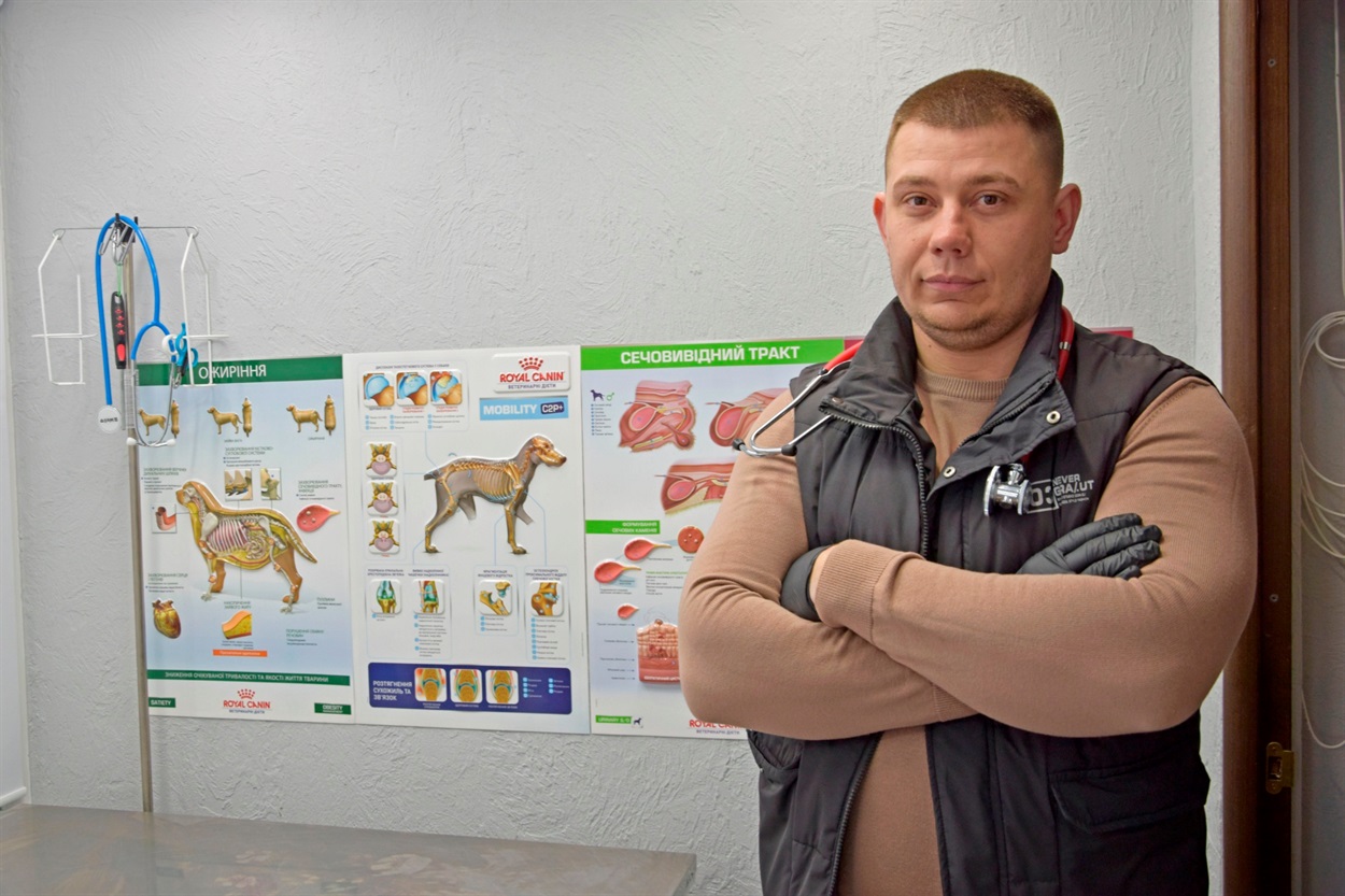 Ветеринар ветаптеки у Жмеринці Іван Нагорний