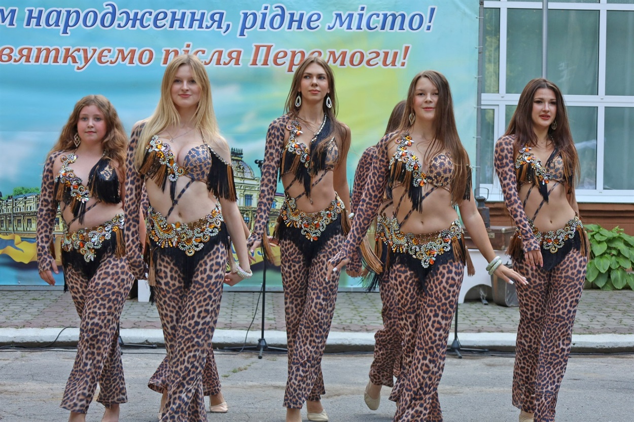 Гуртки і студії для дітей в Центрі позашкільної роботи у Жмеринці: графік та контакти