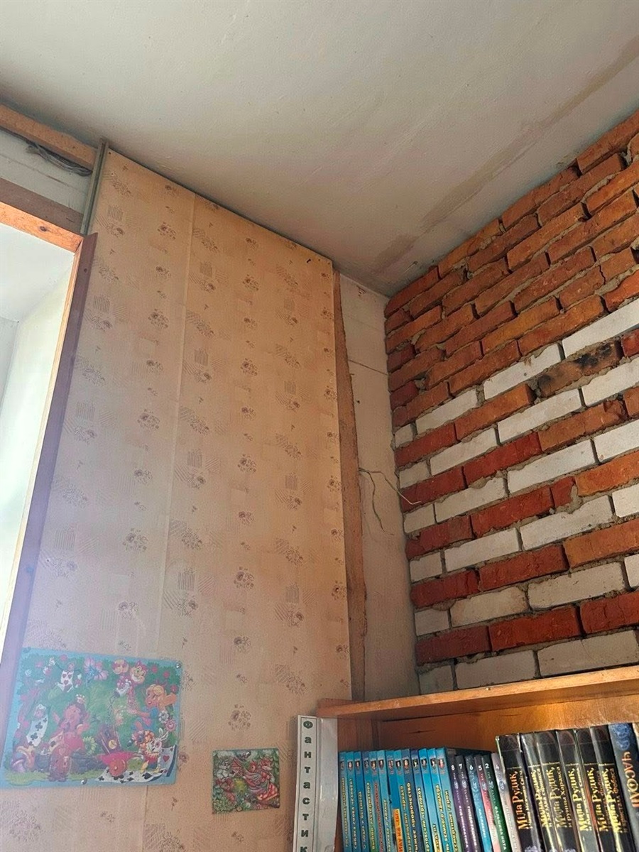 У Жмеринці ремонтують бібліотеку в центрі міста: залишимо фото «до» на згадку