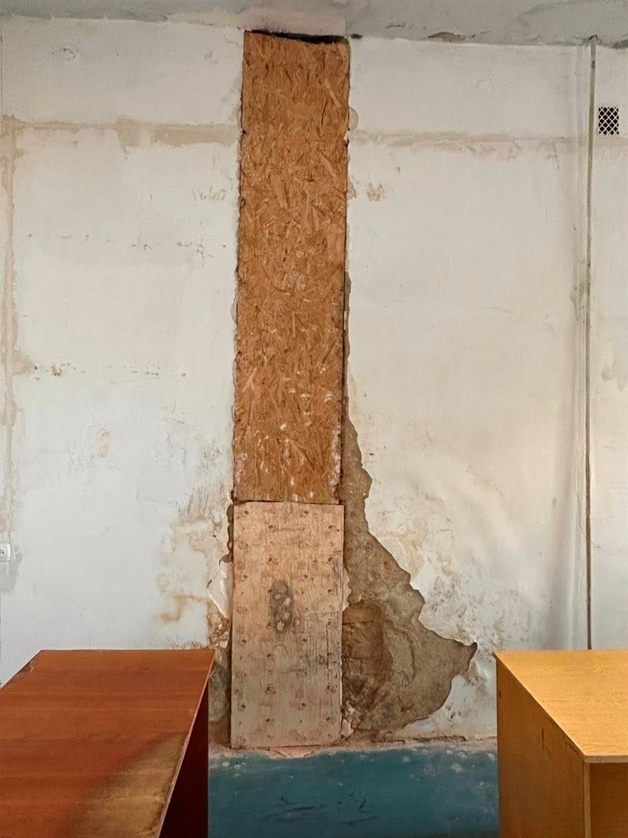 У Жмеринці ремонтують бібліотеку в центрі міста: залишимо фото «до» на згадку