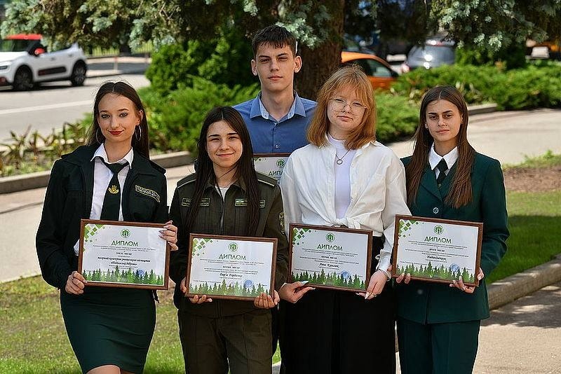 Жмеринка ділиться кращим екологічним досвідом і діяльністю учнівського лісництва