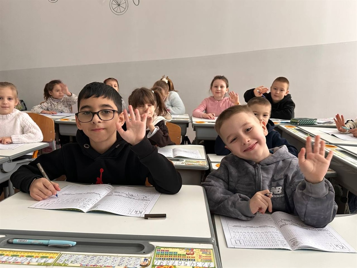 На день 100 літрів бензину: у Жмеринській громаді відновили очне навчання