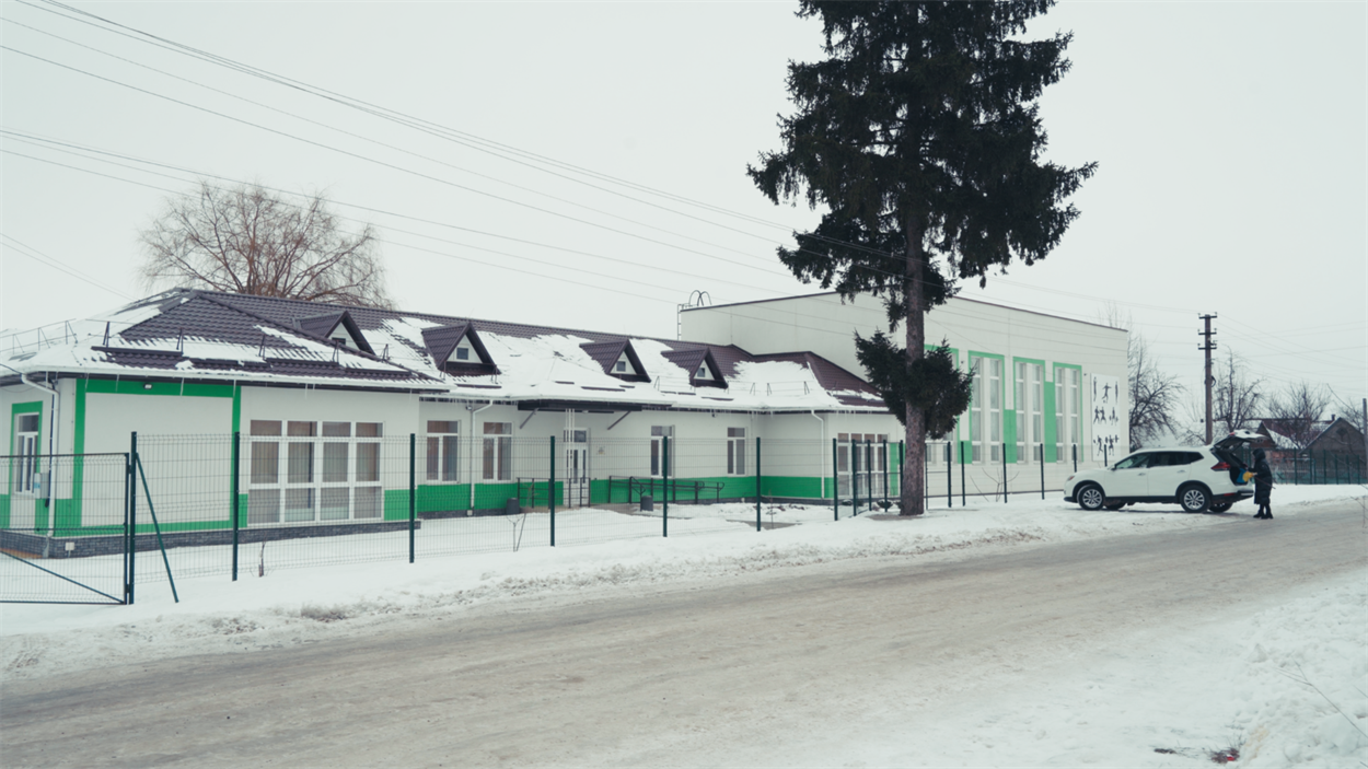 У спорткомплексі «Авангард» у Жмеринській громаді підняли прапор на підтримку Зимової Олімпіади