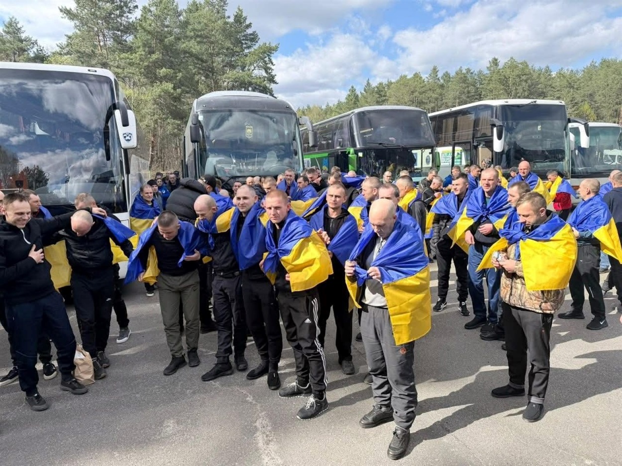 З полону повернувся захисник з села Жуківці Жмеринської громади Олександр Лисаков
