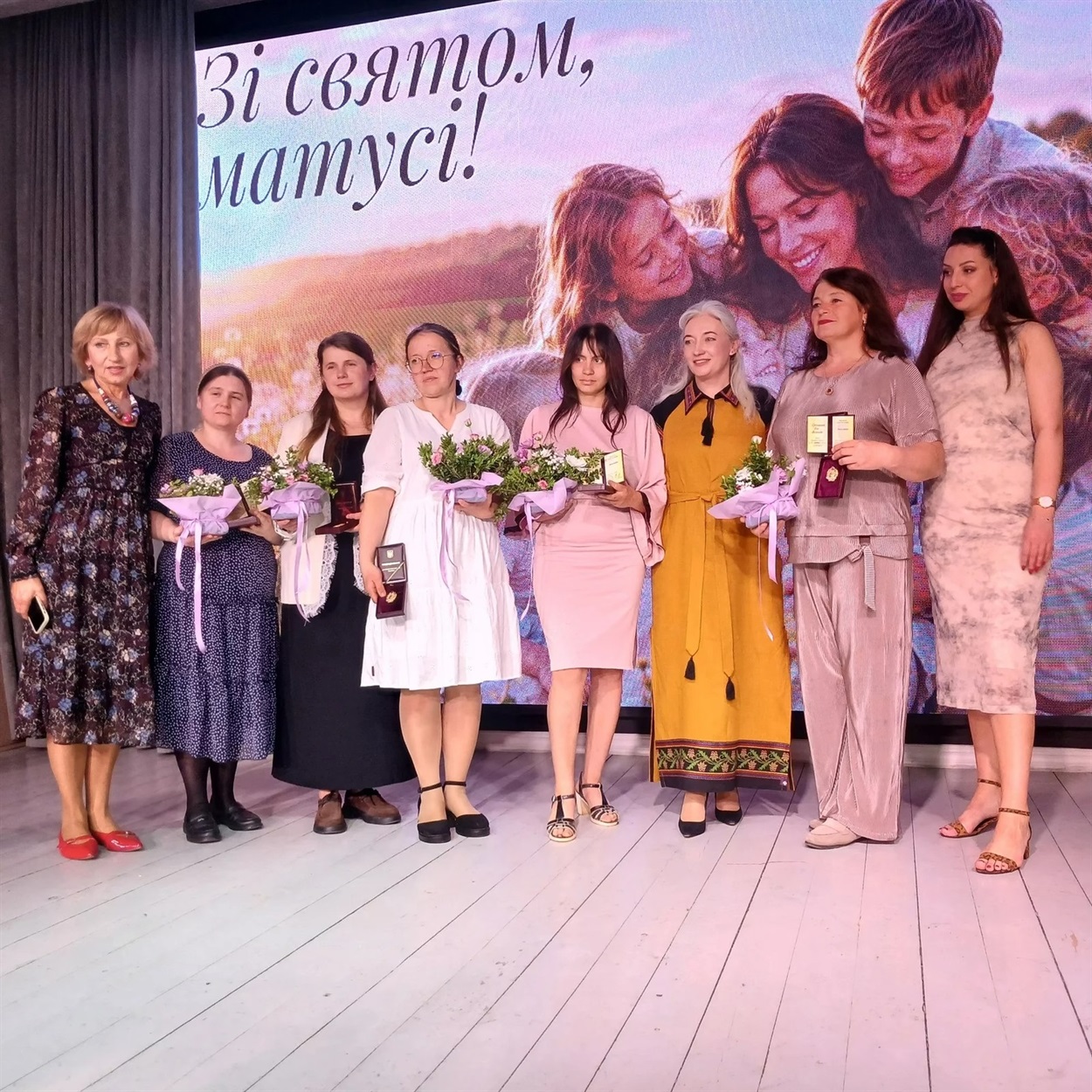 98 дітей, онуків і правнуків у Галини Павлюк зі Жмеринки: вітаємо з Днем родини