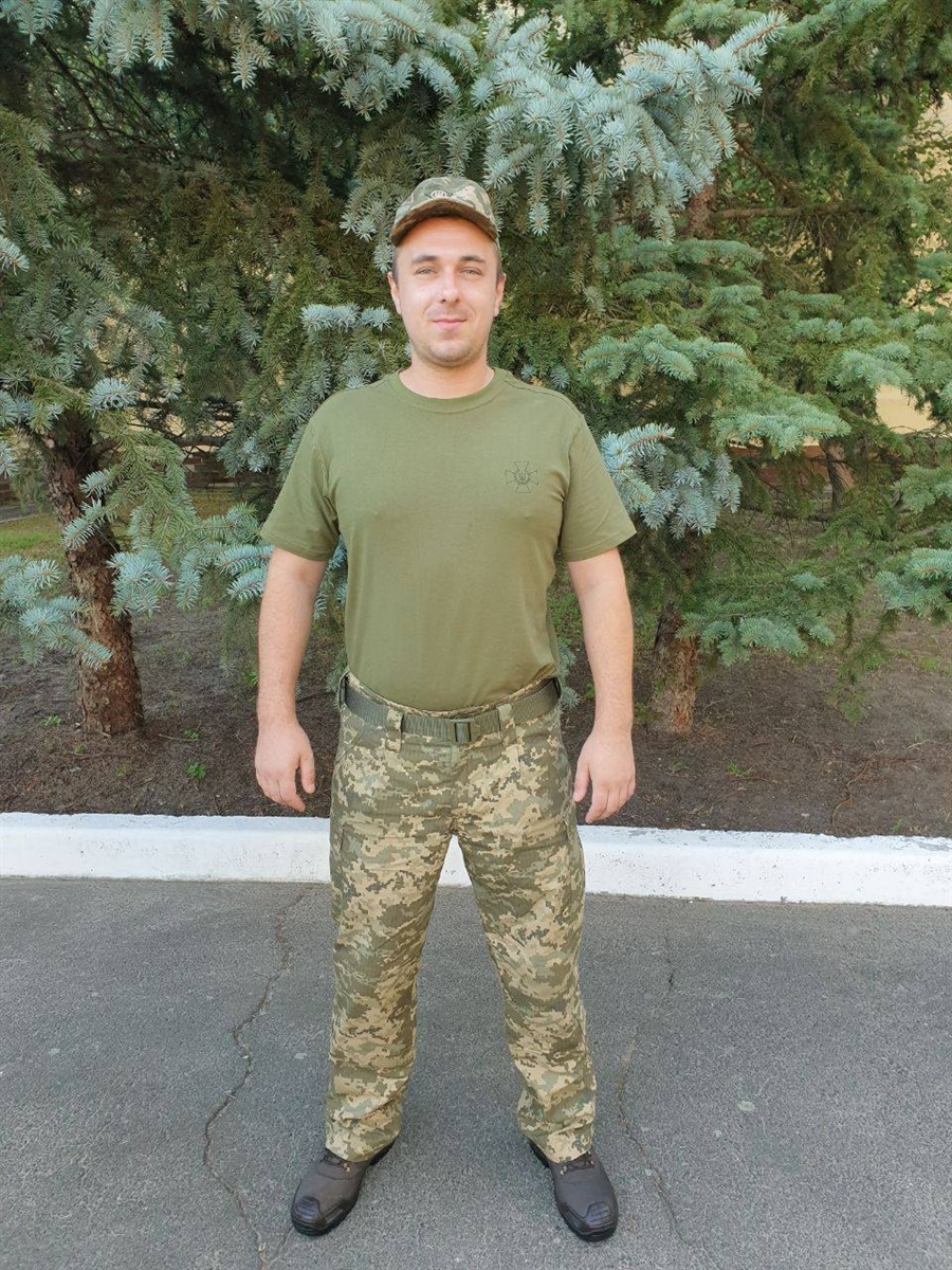 До Жмеринки «на щиті» повертається 30-річний прикордонник Андрій Вітковський